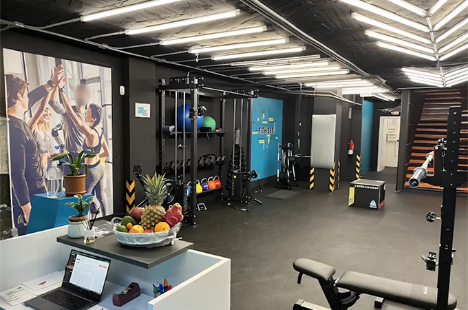Winfit Gimnasio - Centro de entrenamiento Cañaveral - Gimnasio en El Cañaveral, Vicálvaro Winfit Gimnasio - Centro de entrenamiento Cañaveral - Gimnasio en El Cañaveral, Vicálvaro